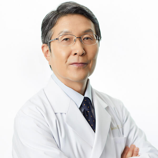 親和クリニック滝田 賢一院長